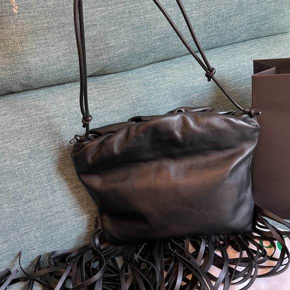 Bottega Veneta Fringe Shoulder Pouch, NEW $2800 - Picture 6 of 10